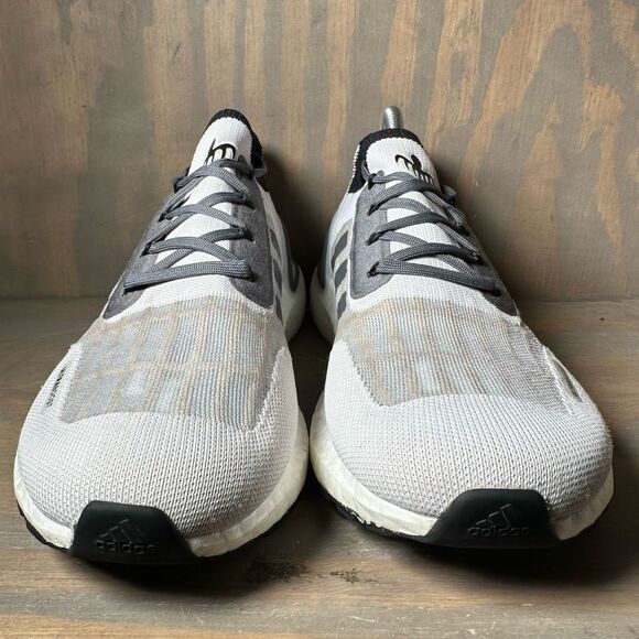 Adidas Mens 8 James Bond 007 Running Shoes Ultraboost White FY0650 Low Top Mesh main image 4